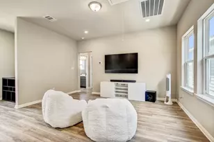 1624 Coral Sunrise Trl, Leander, TX 78641 - Photo 17