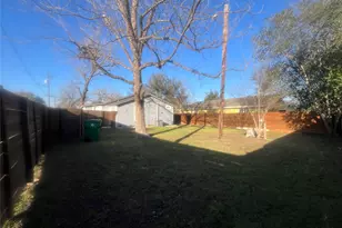 241 Benbo St, Seguin, TX 78155 - Photo 7