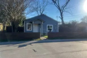 241 Benbo St, Seguin, TX 78155 - Photo 1