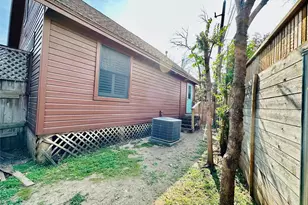 4804 Ramsey Ave, Austin, TX 78756 - Photo 21