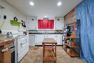 4598 State Hwy 173 N, Devine, TX 78016 - Photo 29