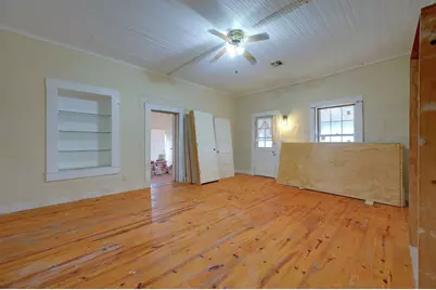 4598 State Highway 173 N, Devine, TX 78016 - Photo 9