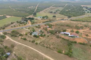 4598 State Hwy 173 N, Devine, TX 78016 - Photo 37