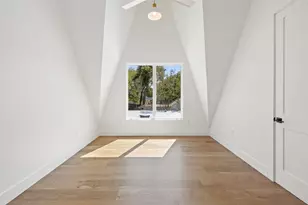 2001 Forest Trail, Austin, TX 78703 - Photo 27