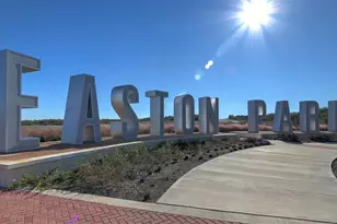 7011 Stitzel Weller Dr, Austin, TX 78744 - Photo 11