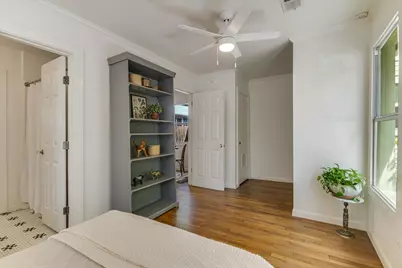 1110 W 22nd Street #16, Austin, TX 78705 - Photo 9
