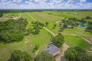 1650 Co Rd 439, Thorndale, TX 76577 - Photo 37