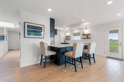 105 Stonegate Lane, Dripping Springs, TX 78620 - Photo 11