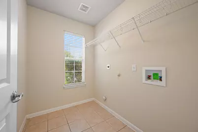 429 Falcon Lane, Leander, TX 78641 - Photo 9