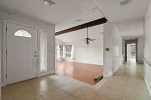 21418 Kathy Ln, Spicewood, TX 78669 - Photo 9