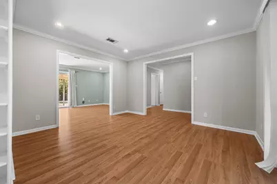 1404 Briarcliff Boulevard, Austin, TX 78723 - Photo 7