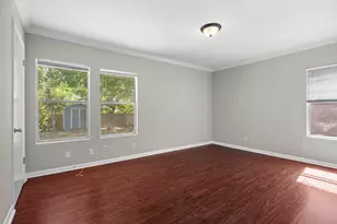 1404 Briarcliff Blvd, Austin, TX 78723 - Photo 15