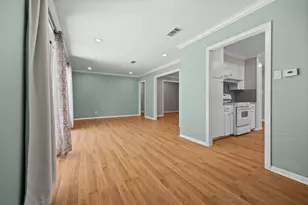 1404 Briarcliff Blvd, Austin, TX 78723 - Photo 11