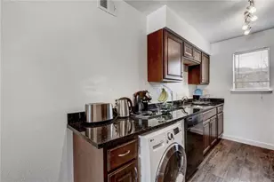 2200 San Gabriel St, Austin, TX 78705 - Photo 5