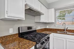 7601 Windrush Dr, Austin, TX 78729 - Photo 17