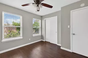7601 Windrush Dr, Austin, TX 78729 - Photo 27