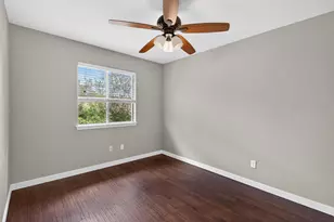 7601 Windrush Dr, Austin, TX 78729 - Photo 23