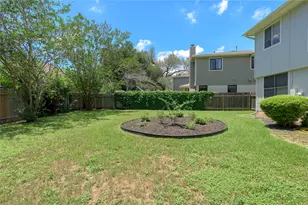 7601 Windrush Dr, Austin, TX 78729 - Photo 37