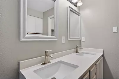 7601 Windrush Drive, Austin, TX 78729 - Photo 33