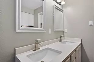 7601 Windrush Dr, Austin, TX 78729 - Photo 33