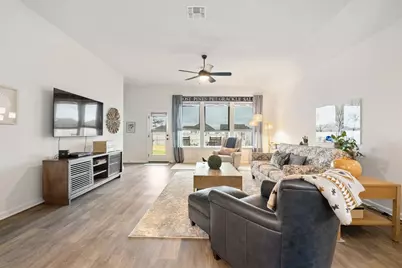 124 Patrick Herndon Drive, Bastrop, TX 78602 - Photo 7