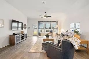 124 Patrick Herndon Dr, Bastrop, TX 78602 - Photo 7