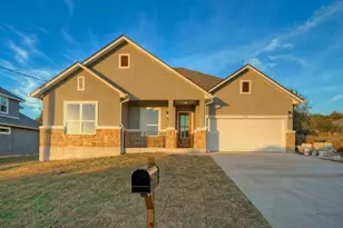 150 Waimanalo Ln, Bastrop, TX 78602 - Photo 1