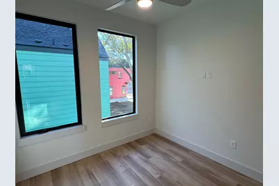 1131 Walton Lane #3, Austin, TX 78721 - Photo 11