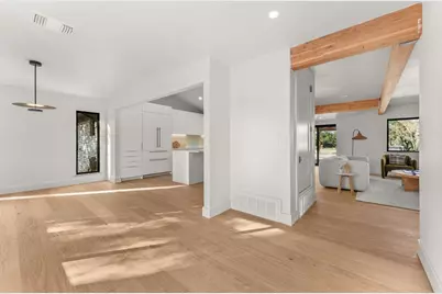 8717 South View Road, Austin, TX 78737 - Photo 3