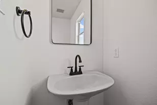 2206 Canvas Back Dr, Taylor, TX 76574 - Photo 11