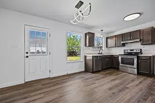 2206 Canvas Back Dr, Taylor, TX 76574 - Photo 7