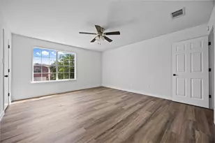 2206 Canvas Back Dr, Taylor, TX 76574 - Photo 17