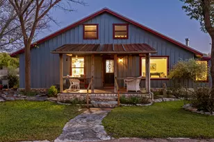 483 E Grand Oaks Dr, Harper, TX 78631 - Photo 3