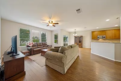 122 Prairie Creek Trail, Georgetown, TX 78633 - Photo 7