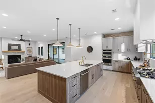 6203 Shoalwood Ave, Austin, TX 78757 - Photo 15