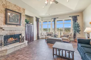 1908 Kahala Sunset Dr, Spicewood, TX 78669 - Photo 3