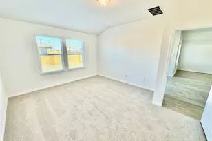 185 Fossil Dr, Kyle, TX 78640 - Photo 3