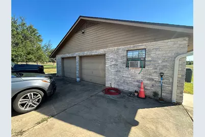 [Address not provided], Hutto, TX 78634 - Photo 31