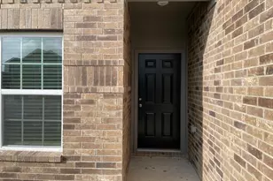 18741 Speculator Ln, Elgin, TX 78621 - Photo 5