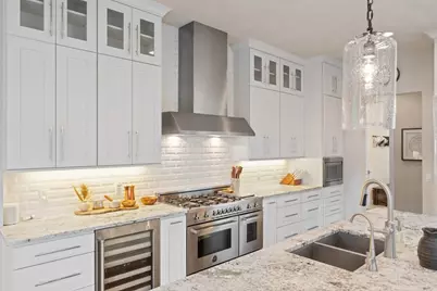 1002 Meriden Lane, Austin, TX 78703 - Photo 9