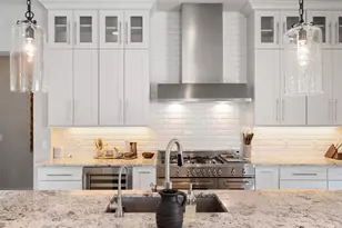 1002 Meriden Ln, Austin, TX 78703 - Photo 13