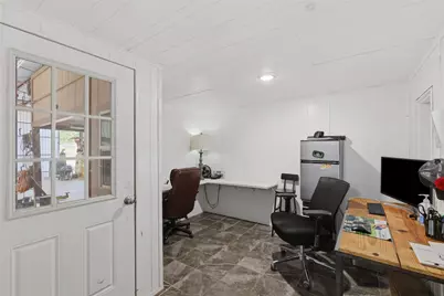 513 N Main Street, Caldwell, TX 77836 - Photo 21