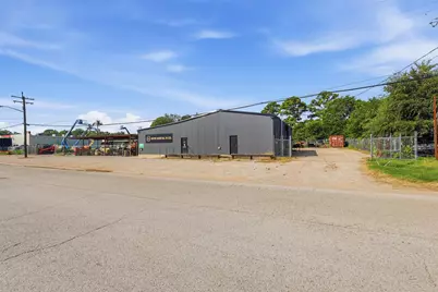 513 N Main Street, Caldwell, TX 77836 - Photo 9