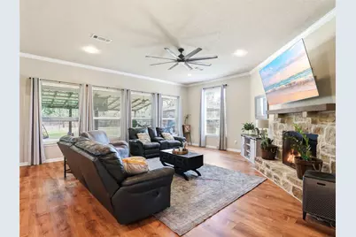 1211 Copperhead Road, Seguin, TX 78155 - Photo 9