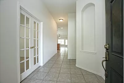 319 Lone Star Boulevard, Hutto, TX 78634 - Photo 7