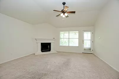 319 Lone Star Boulevard, Hutto, TX 78634 - Photo 3