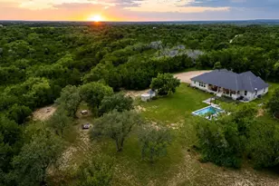 335 Turkey Tree Rd, Spicewood, TX 78669 - Photo 39
