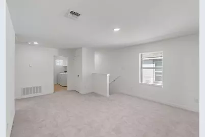 203 Green Berets Bend, Jarrell, TX 76537 - Photo 19