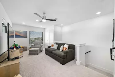 2050 Lohmans Spur Road #2301, Lakeway, TX 78734 - Photo 15