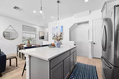 2050 Lohmans Spur Road #2301, Lakeway, TX 78734 - Photo 9